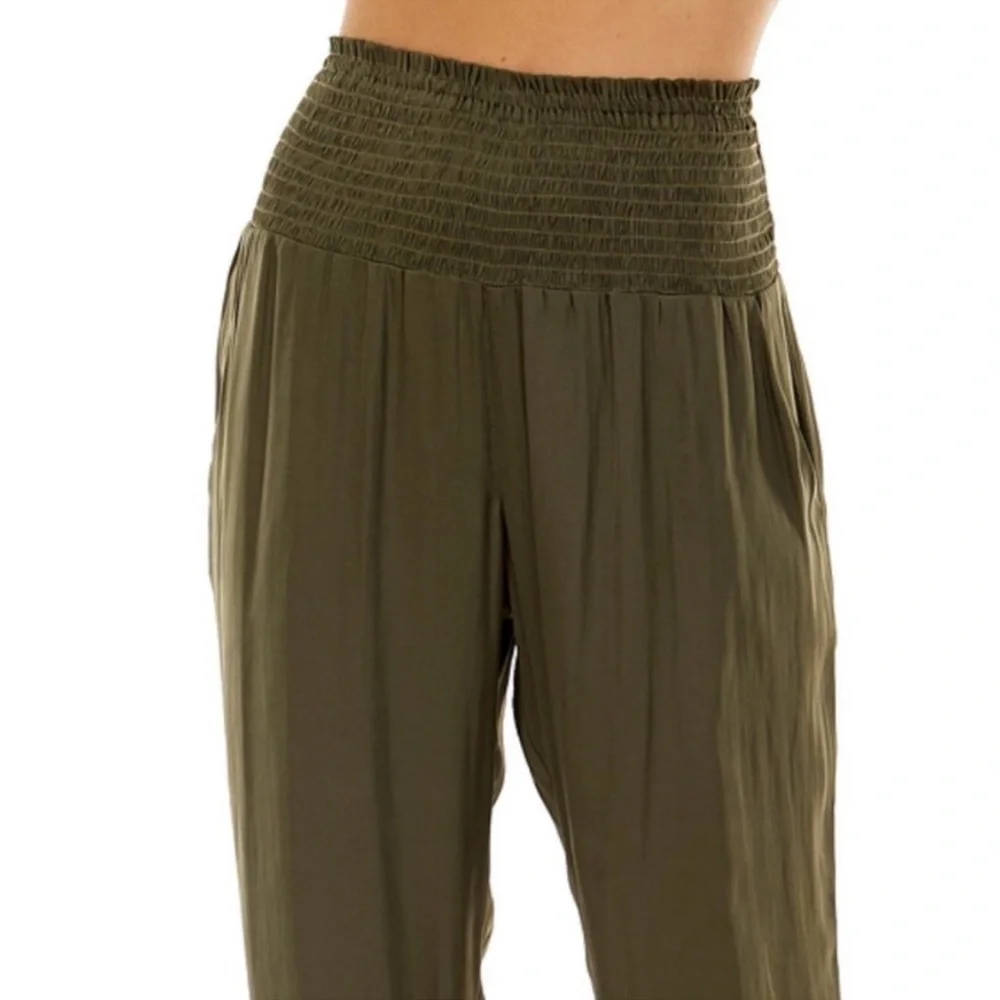 TCEC Comfy lightweight Style Jogger, NWOT in Hunter Green - Picture 5 of 14